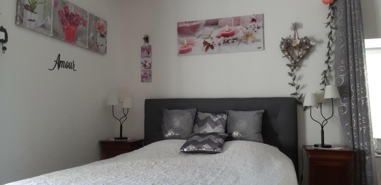 Les Orchidees Chambre Hotes Futuroscope Chasseneuil Poitiers Jaunay-Clan Exterior foto