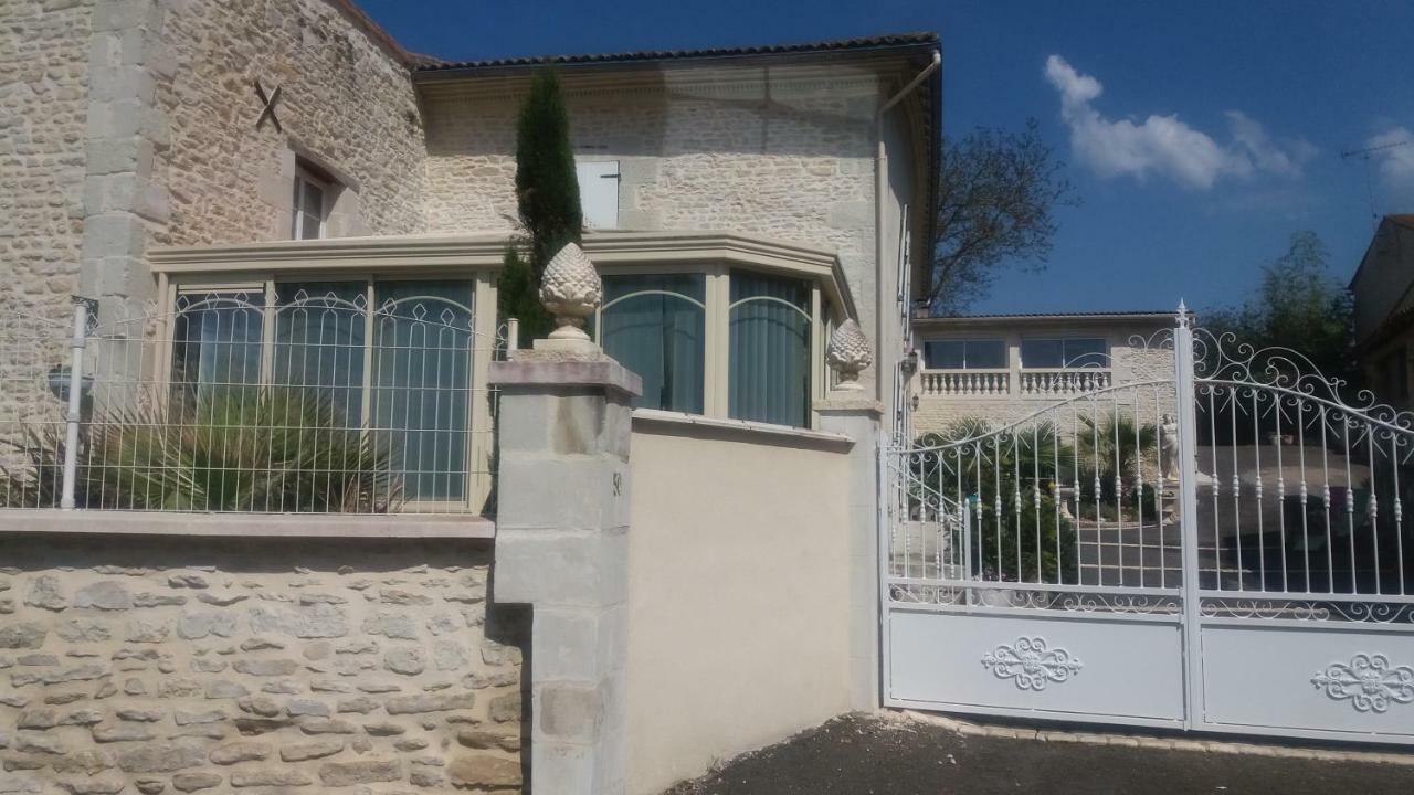 Les Orchidees Chambre Hotes Futuroscope Chasseneuil Poitiers Jaunay-Clan Exterior foto